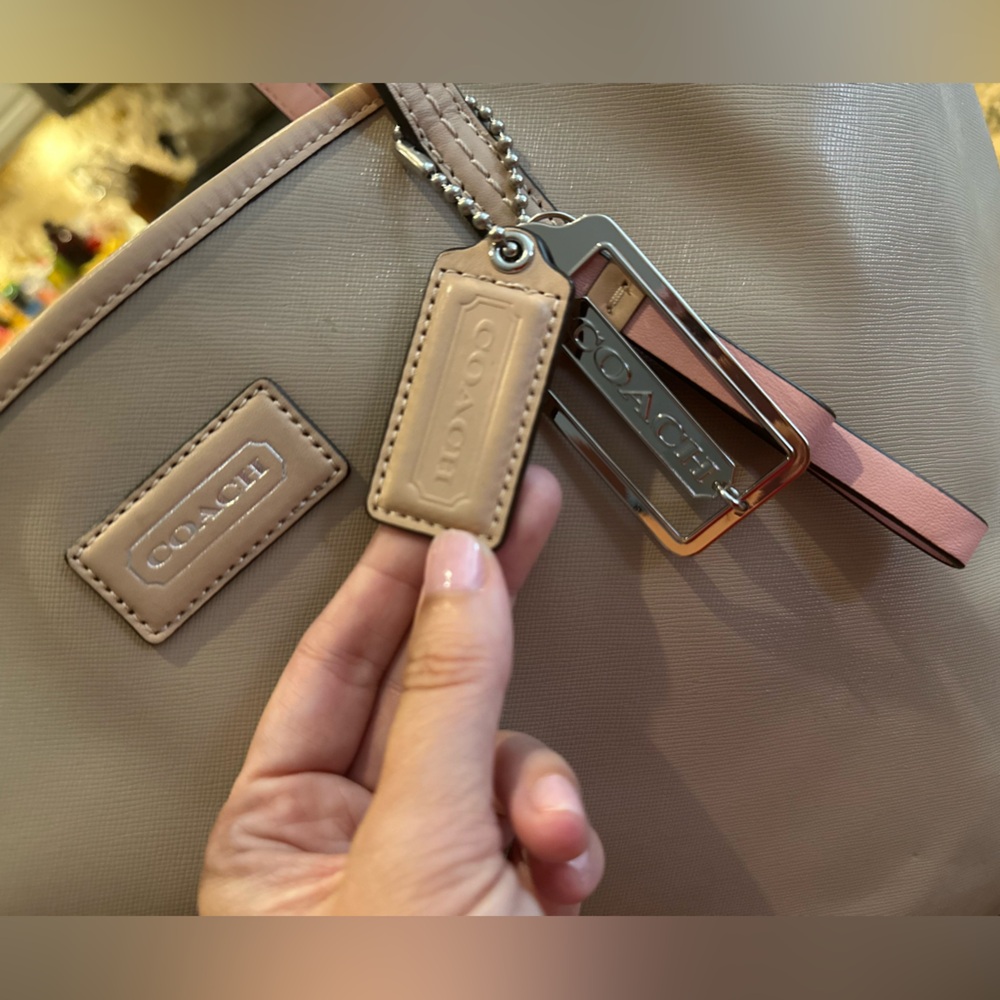 Coach Beige and Pink Tote Bag - Picture 5 of 13